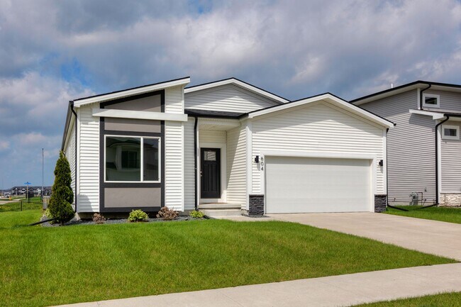Building Photo - MODERN COMFORT!! 3 Bedroom, 2 Bathroom Home in Ankeny!