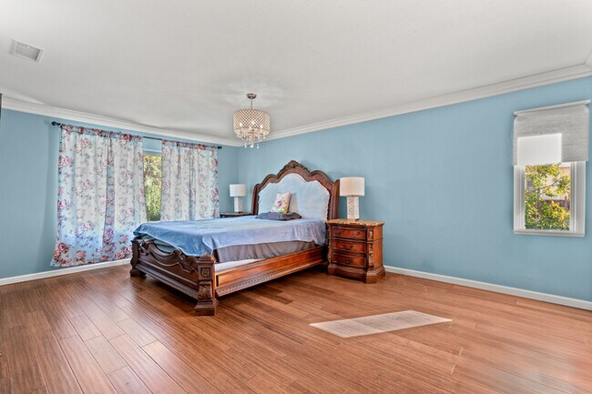 Building Photo - Spacious 4BR Family Retreat w Private Pool