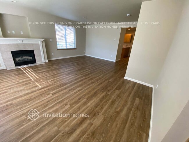 Building Photo - 17902 Panorama Blvd E