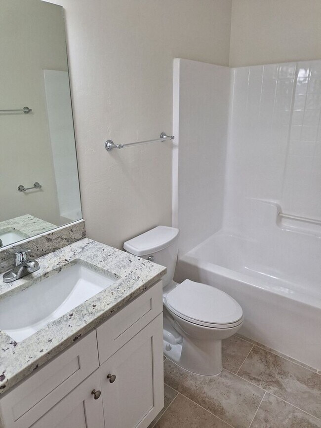 Building Photo - 4613-4615 29th St SW