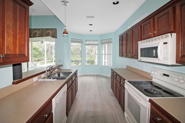 Building Photo - Osprey Home for Rent near Pineview