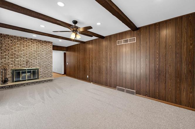 Building Photo - 5736 Pembroke Dr