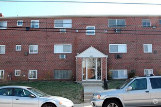 Building Photo - Llanerch Place Apartments