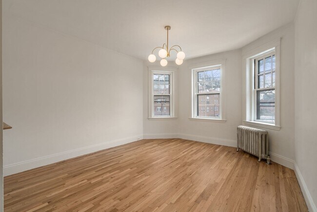 Building Photo - 309 Allston St