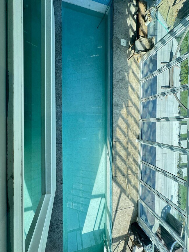 Building Photo - 67 Via Los Altos