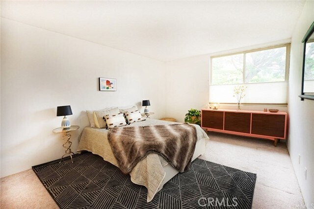 Building Photo - 6542 Ocean Crest Dr