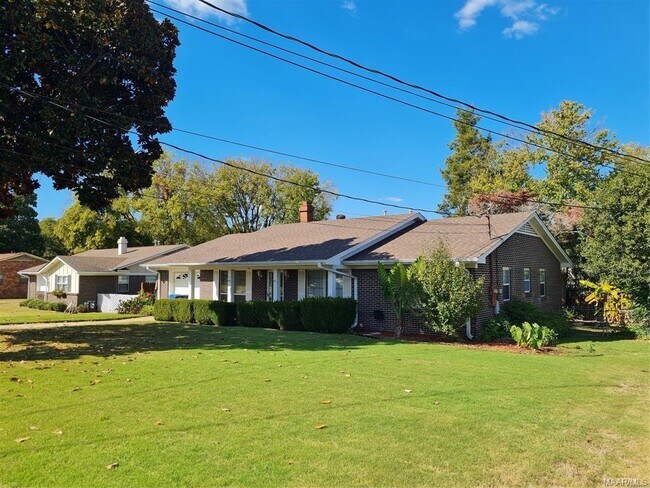 Building Photo - 109 Griffith Ave