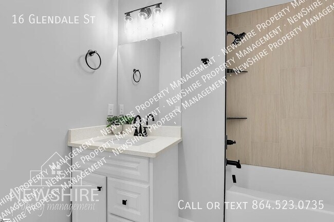 Building Photo - 16 Glendale St