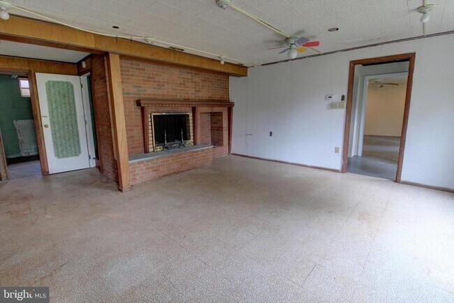 Building Photo - 113 Thornton Ct