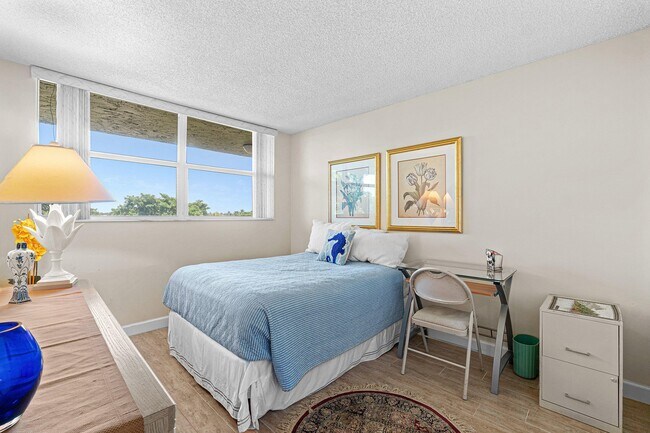 Building Photo - 2929 S Ocean Blvd