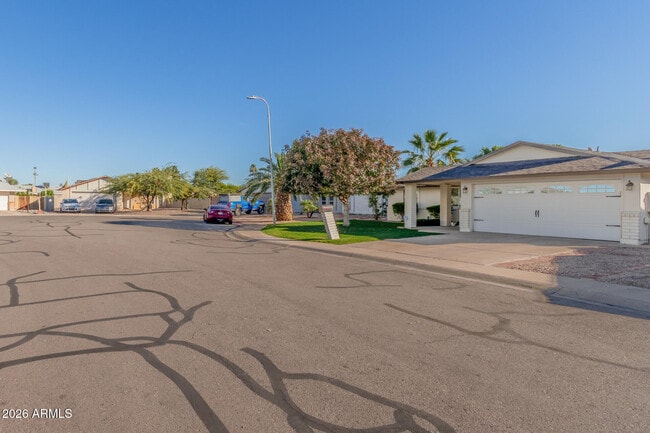 Building Photo - 2003 N Los Arboles Ct