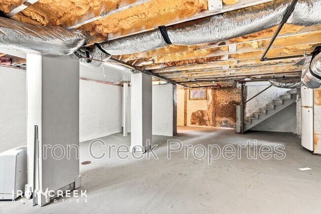 Building Photo - 42 Westover Dr