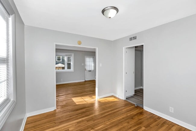 Building Photo - 2BR / 1BA Townhome In Old Town/Five Points!