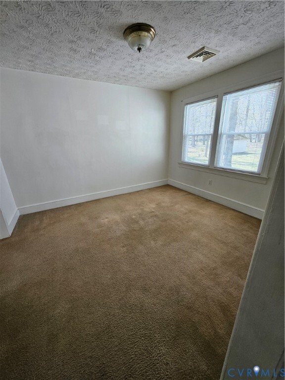 Building Photo - 203 N Amelia Ave