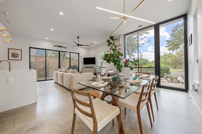 Building Photo - 2509 Durwood St