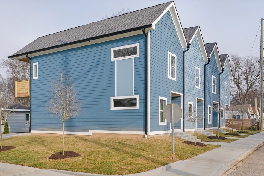 Building Photo - 1619 S Highland Park Ave