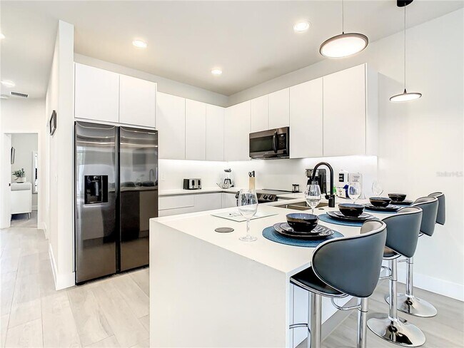 Building Photo - 17230 Blessing Dr