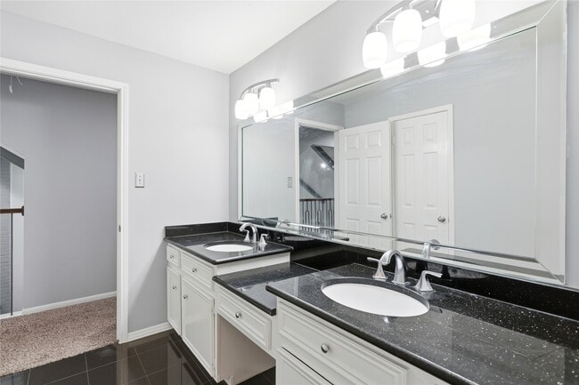 Building Photo - 11507 Del Monte Dr