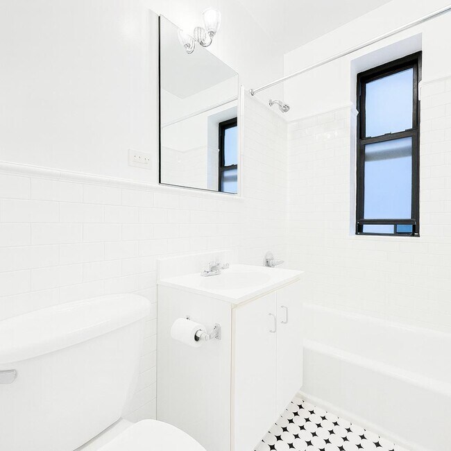 Floorplan - 105 Pinehurst Avenue