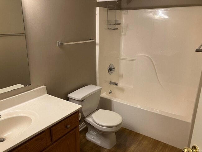 Building Photo - 8120 Cedar Point Dr