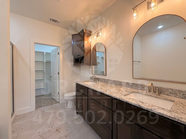 Building Photo - Bella Vista Single-Family Home- 2 Bed/ 2 Bath with Hobby Room- Stunning Ellison Plan
