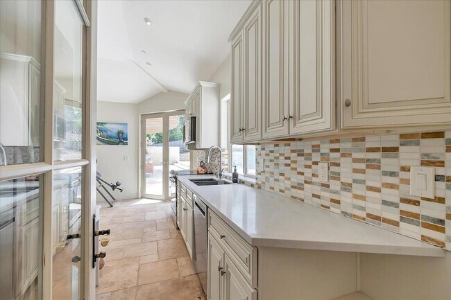 Building Photo - 15219 Sobey Rd