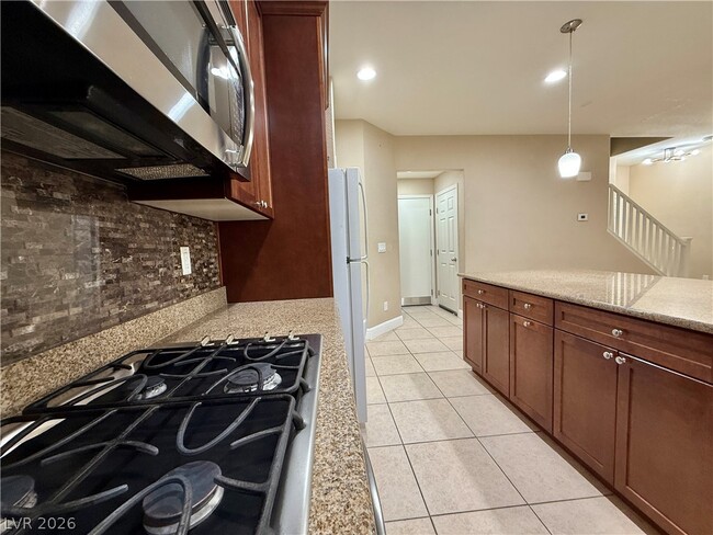 Building Photo - 5663 Foxglove Fields St