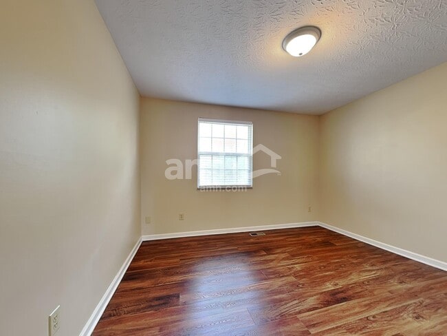 Building Photo - 45 Saddle Creek Ln