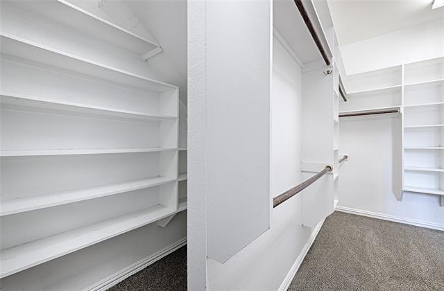 Building Photo - 3600 Crownhill Dr