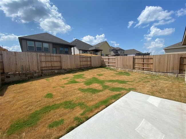 Building Photo - 204 Nettletree Dr