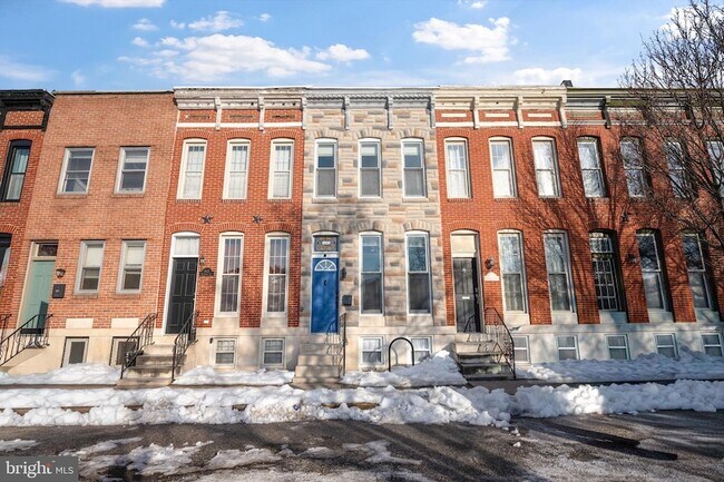 Building Photo - 1015 Riverside Ave