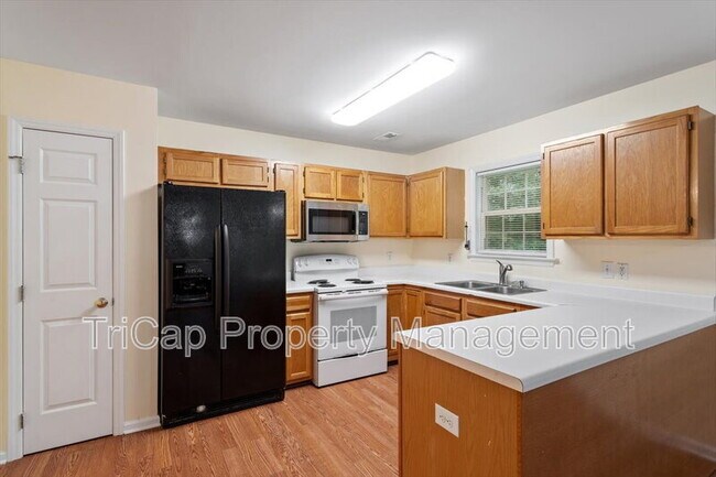 Building Photo - 120 Arbor Glen Ct