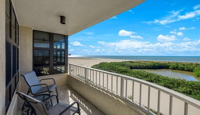 Building Photo - 440 Seaview Ct