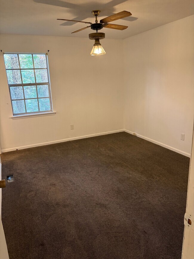 Building Photo - 5257 Goldmar Dr