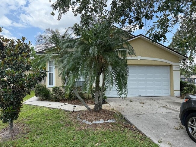 Primary Photo - 1300 Daniels Cove Dr