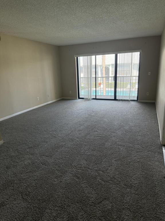 Building Photo - 1627 S Pine Ridge Cir