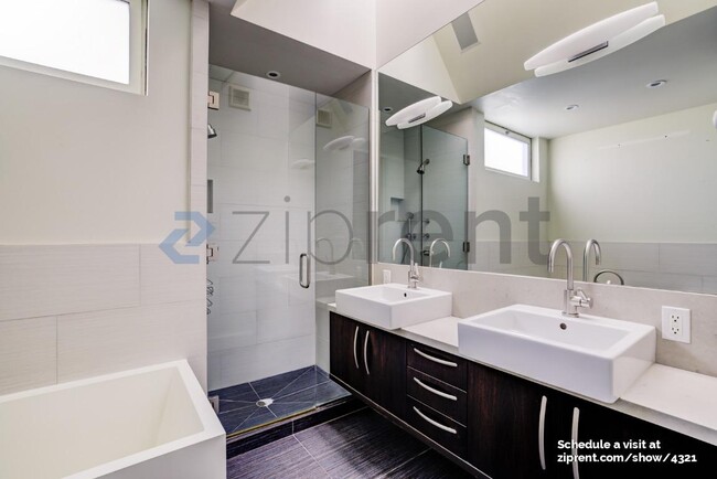 Building Photo - 921 Elizabeth St