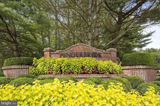 Building Photo - 12157 Penderview Terrace