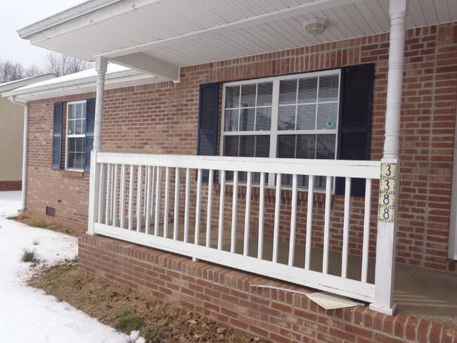 Building Photo - 3388 Pennridge Rd