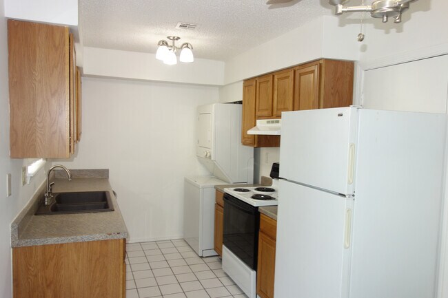 Kitchen view. Appliances pictured are included - 3421 E 35th St