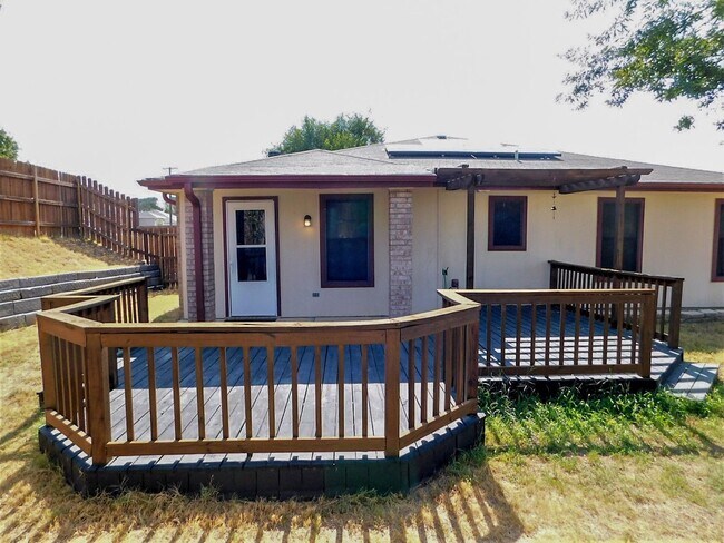 Building Photo - 1102 Katelyn Cir
