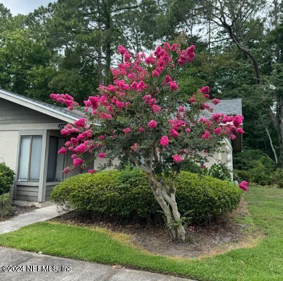 Building Photo - 7620 Baymeadows Cir W