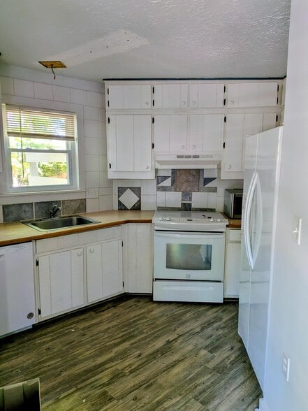 Building Photo - 3417 The Trail Rd