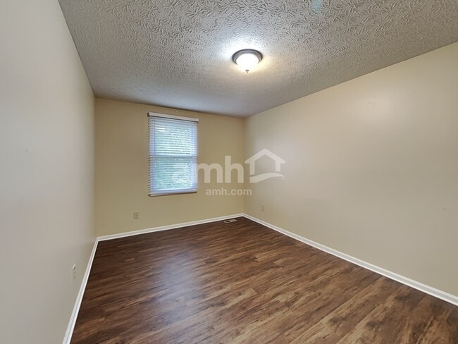 Building Photo - 12183 Derby Ct