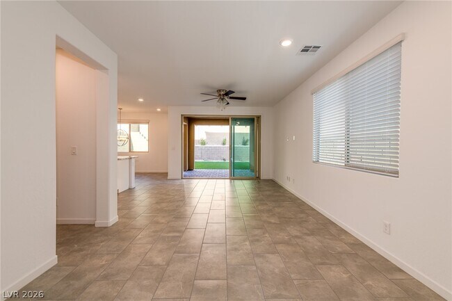 Building Photo - 12412 Ocean Tiller Ave