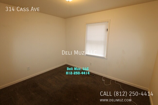 Building Photo - 314 Cass Ave