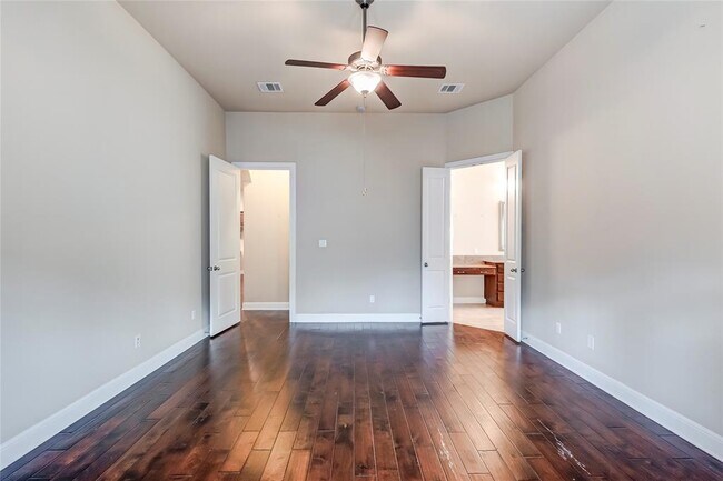 Building Photo - 4103 Front Range Ln