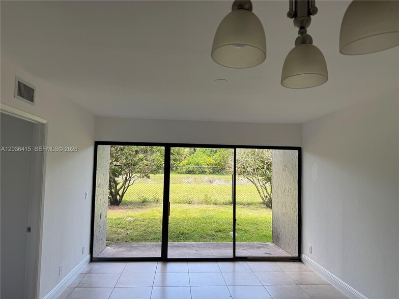 Building Photo - 1661 Balfour Point Dr