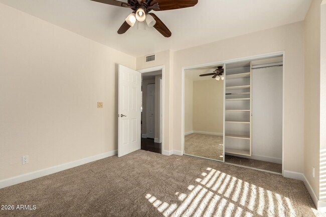 Building Photo - 10638 E Turquoise Ave