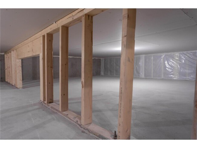 Building Photo - 20585 Geyser Ct